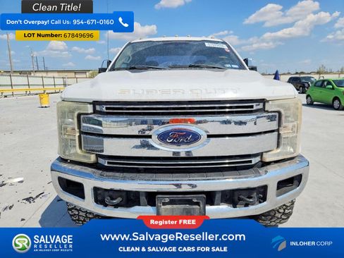 Used 2017 Ford F250 XL w/ Power Equipment Group AWD/4WD image 7
