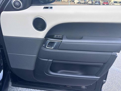 Used 2022 Land Rover Range Rover Sport HSE Silver Edition AWD/4WD image 27
