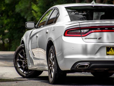 Used 2018 Dodge Charger GT image 27