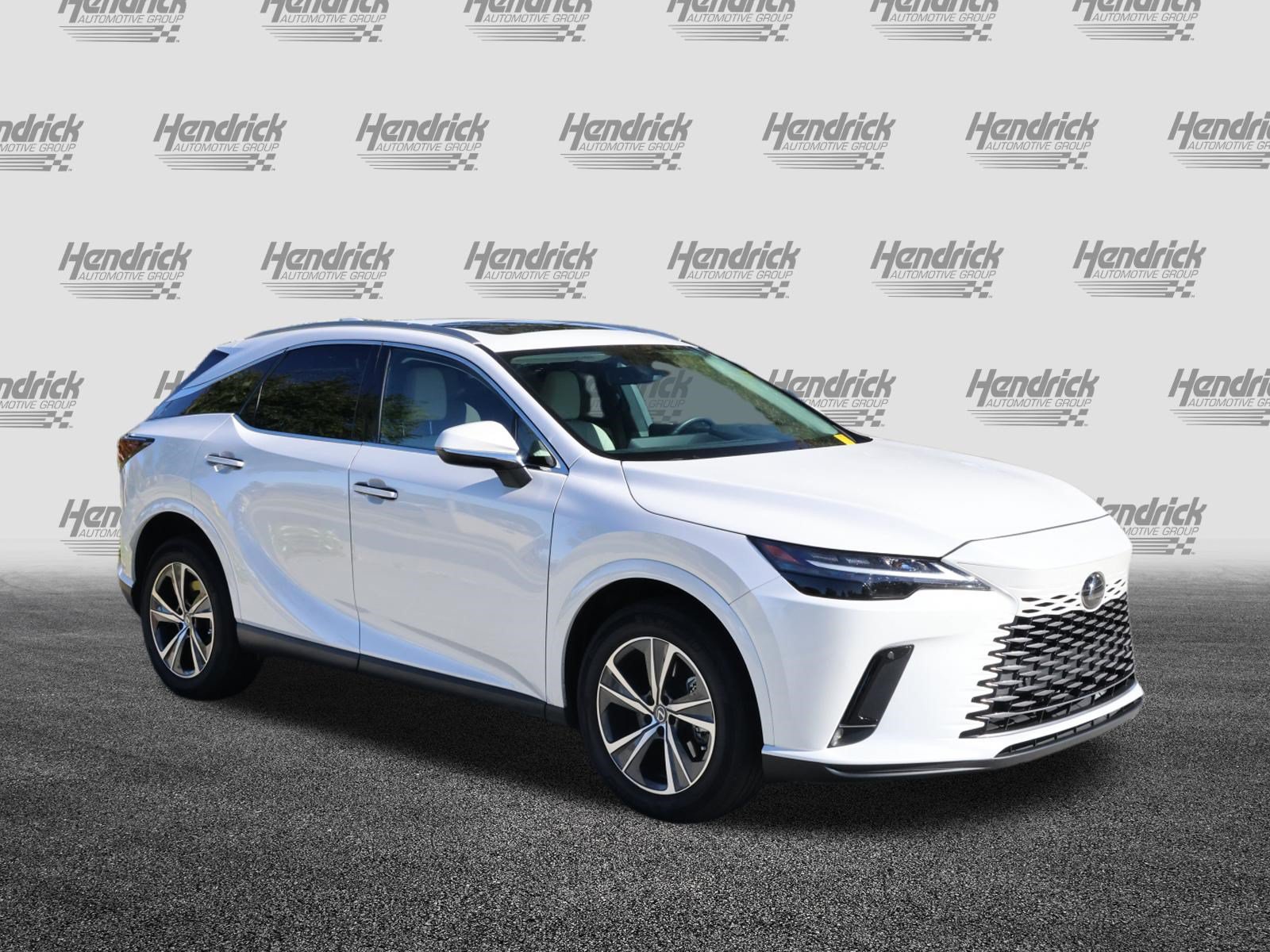 Used 2024 Lexus RX 350 Premium w/ Accessory Package (Z1) FWD image 2