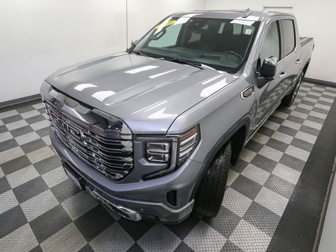 Used 2023 GMC Sierra 1500 Denali w/ Denali Reserve Package AWD/4WD image 6