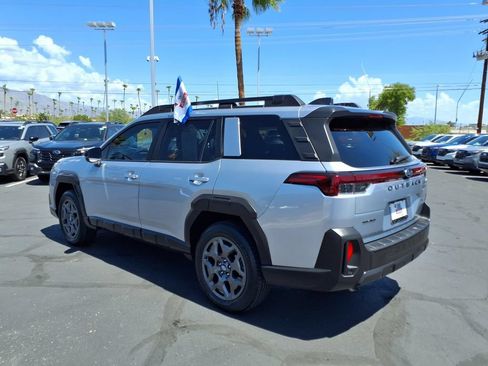 Used 2026 Subaru Outback Premium AWD/4WD image 13