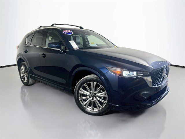 Used 2023 MAZDA CX-5 Signature AWD/4WD image 2