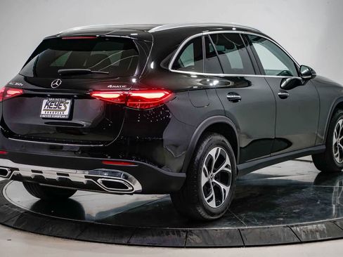 Certified 2025 Mercedes-Benz GLC 350e GLC 350e image 4