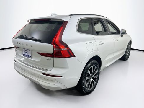 Used 2023 Volvo XC60 B5 Core w/ Climate Package image 5