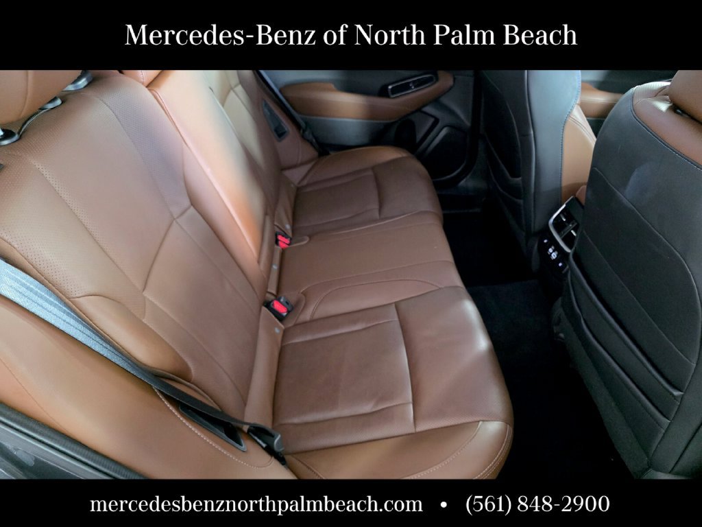 Used 2025 Subaru Outback Touring XT AWD/4WD image 26
