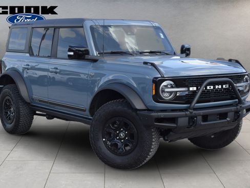 Certified 2021 Ford Bronco First Edition AWD/4WD image 2
