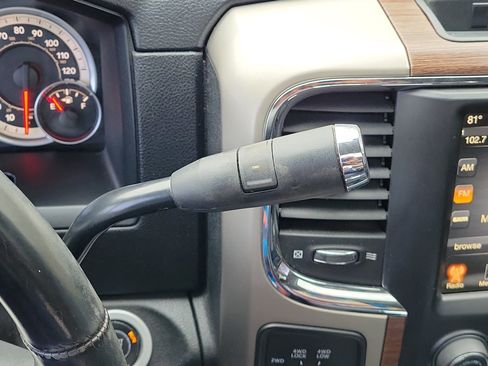 Used 2014 RAM 2500 Laramie w/ Black Appearance Group image 26