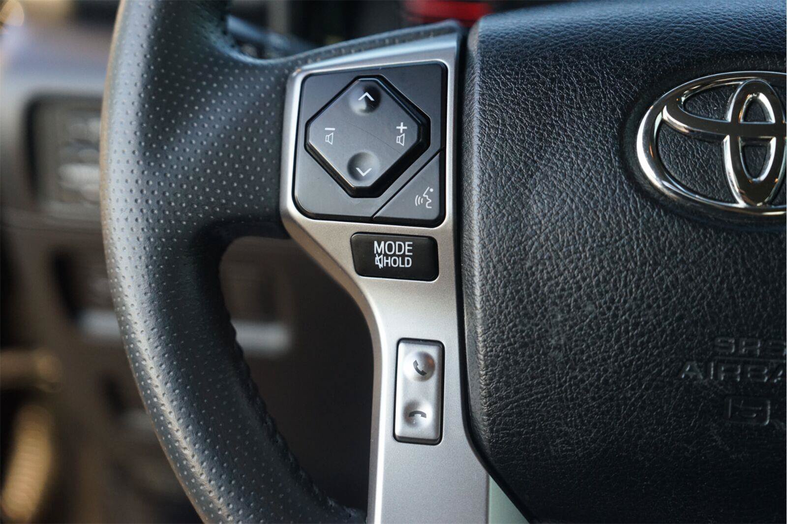 Used 2021 Toyota 4Runner SR5 Premium AWD/4WD image 22