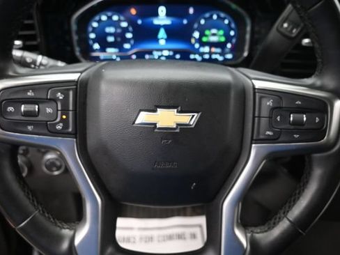 Used 2023 Chevrolet Silverado 1500 LT AWD/4WD image 14