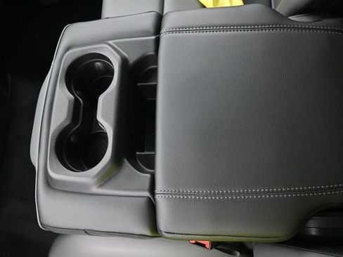 New 2026 RAM 1500 Tradesman AWD/4WD image 32