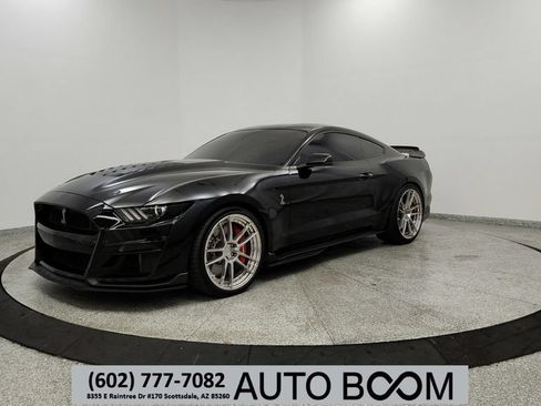 Used 2020 Ford Mustang Shelby GT500 w/ Technology Package RWD image 1