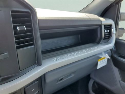 Used 2024 Ford F450 XL w/ Snow Plow Prep Package image 33