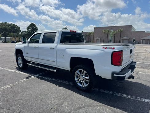 Used 2015 Chevrolet Silverado 2500 High Country w/ Duramax Plus Package AWD/4WD image 8
