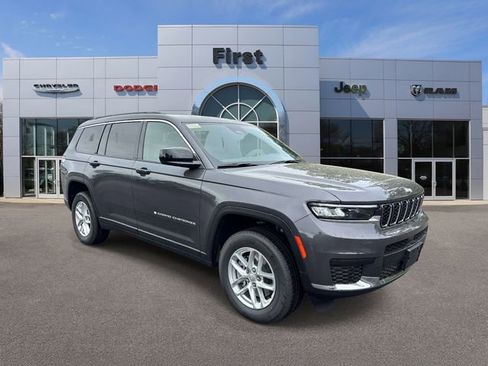 New 2026 Jeep Grand Cherokee L Laredo AWD/4WD image 1