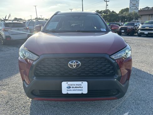 Used 2023 Toyota Corolla Cross LE FWD image 12