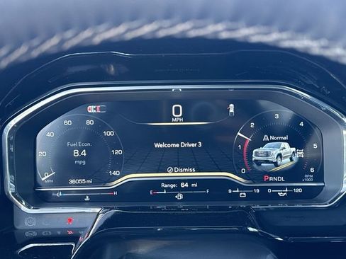 Used 2024 GMC Sierra 1500 SLT image 15