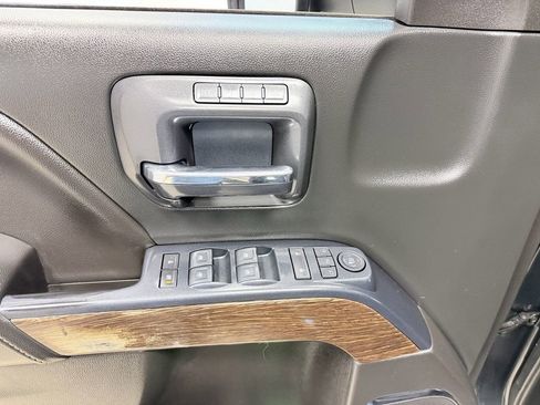 Used 2018 GMC Sierra 3500 Denali w/ Duramax Plus Package image 19