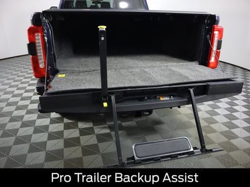 Used 2023 Ford F250 Lariat w/ Sport Appearance Package AWD/4WD image 38