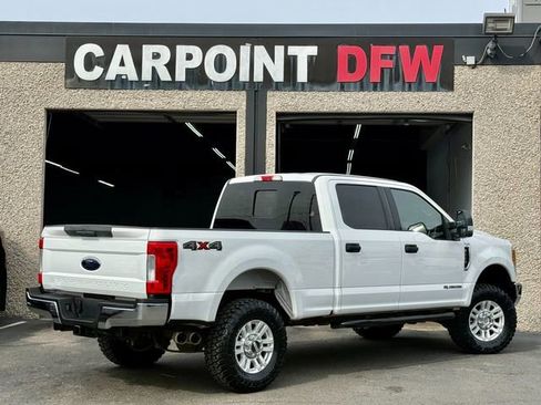 Used 2017 Ford F250 XLT w/ Camper Package AWD/4WD image 10