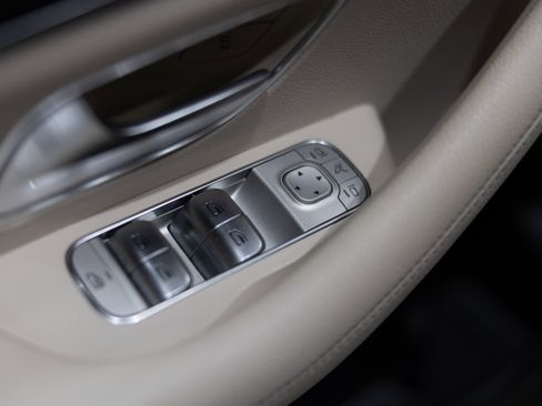 Used 2022 Mercedes-Benz GLE 350 4MATIC image 15