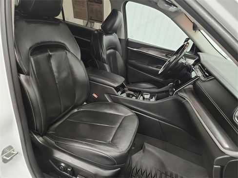 Used 2021 Jeep Grand Cherokee L Limited image 35