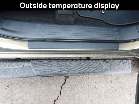 Used 2024 Toyota Tacoma TRD Off-Road image 14