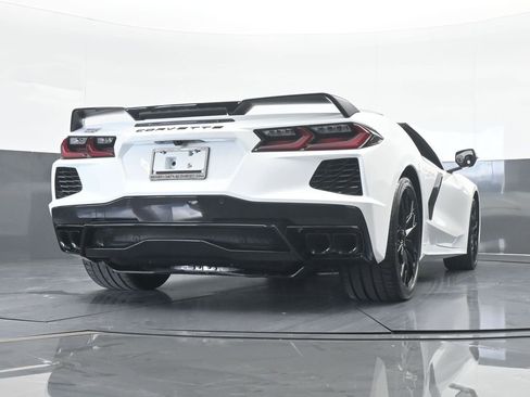 Used 2024 Chevrolet Corvette Stingray Convertible w/ Z51 Performance Package image 55