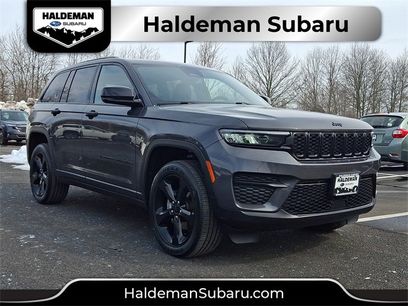 Used 2023 Jeep Grand Cherokee Altitude