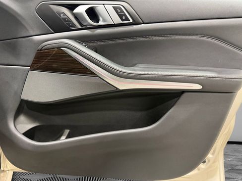 Used 2019 BMW X5 xDrive40i AWD/4WD image 13