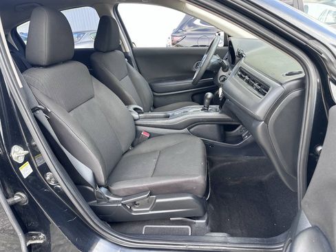 Used 2016 Honda HR-V LX image 25