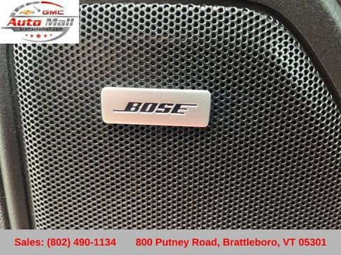 Used 2023 GMC Sierra 2500 SLT w/ SLT Preferred Package AWD/4WD image 32