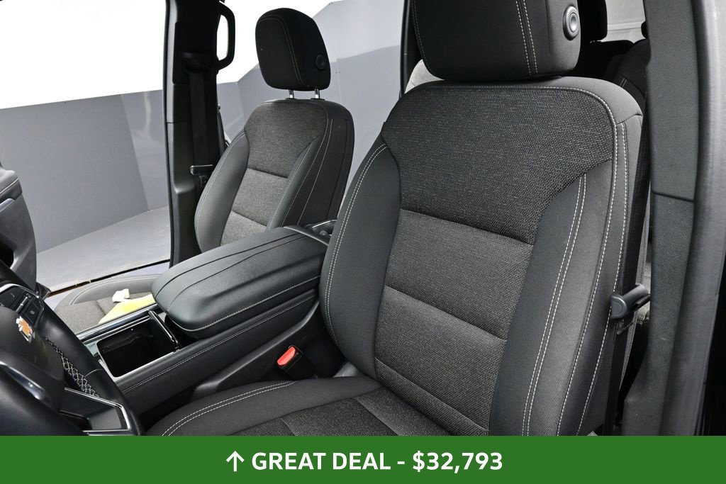 Used 2024 Chevrolet Traverse LT FWD image 24