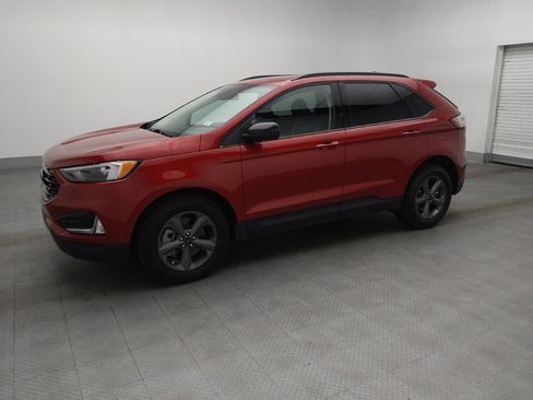 Used 2023 Ford Edge SEL w/ Sport Appearance Package image 2