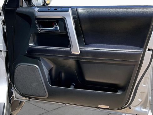 Used 2019 Toyota 4Runner SR5 AWD/4WD image 26