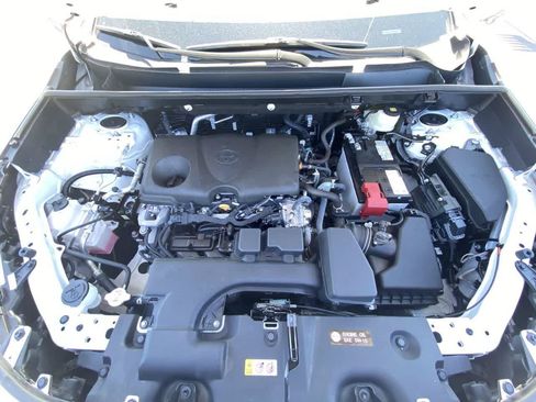 Certified 2025 Toyota RAV4 XLE AWD/4WD image 24