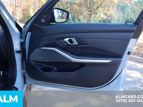 Used 2025 BMW M3 Competition image 36