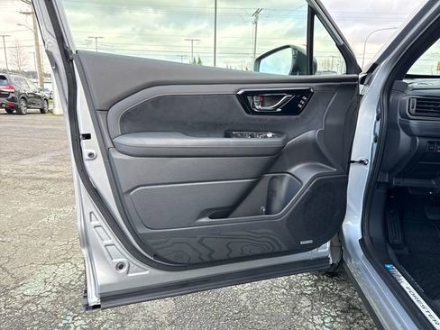 New 2026 Subaru Forester Touring AWD/4WD image 18