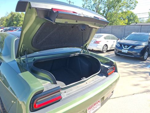 Used 2020 Dodge Challenger R/T Scat Pack RWD image 36