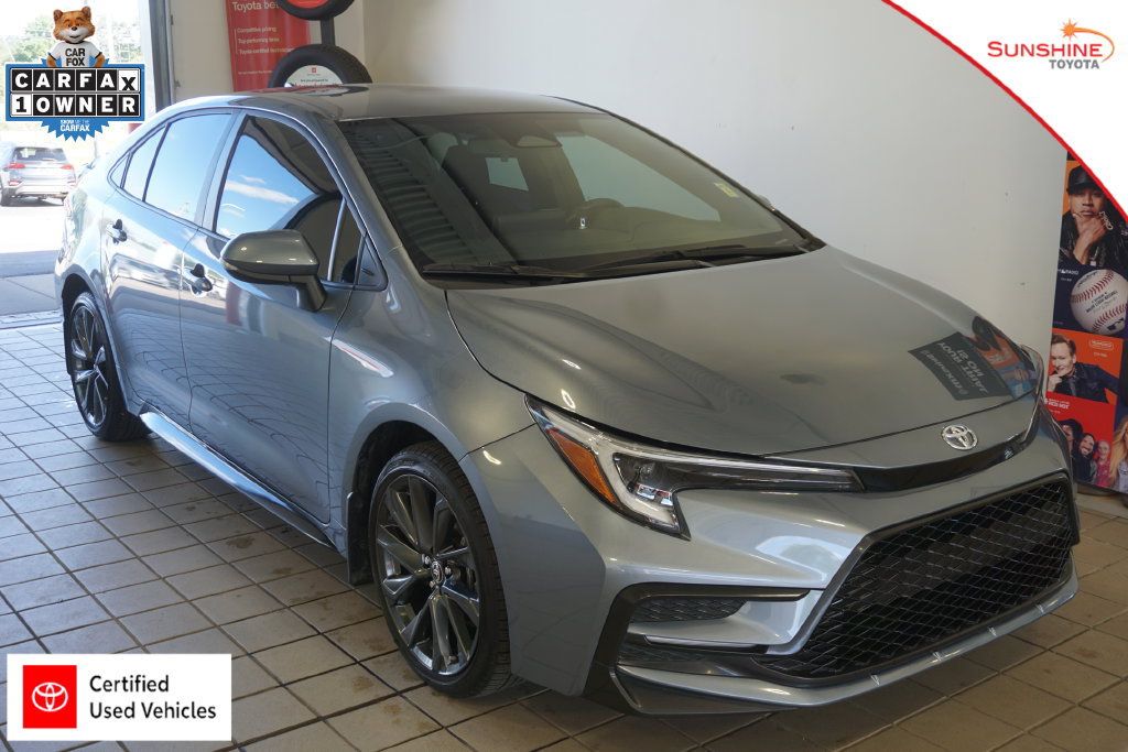 Certified 2024 Toyota Corolla SE FWD image 1