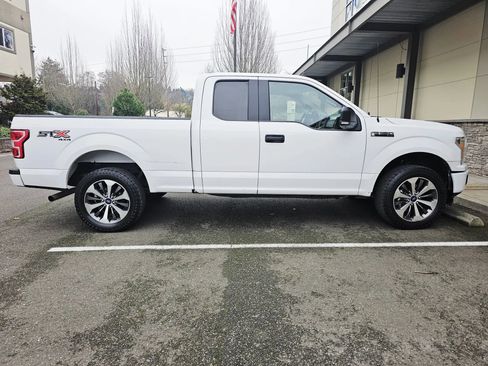 Used 2020 Ford F150 XL w/ Equipment Group 101A Mid image 6