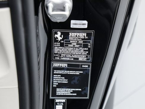 Used 2025 Ferrari 12Cilindri RWD image 38