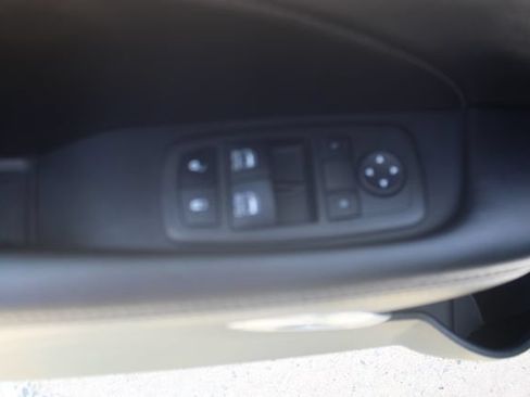Used 2022 Dodge Challenger SXT w/ Plus Package RWD image 13