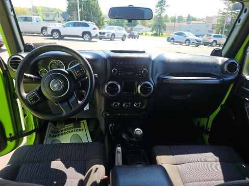 Used 2012 Jeep Wrangler Unlimited Sport AWD/4WD image 22