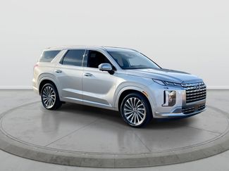 Used 2025 Hyundai Palisade Calligraphy FWD video 2
