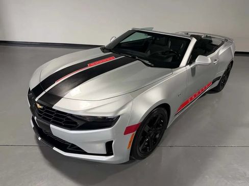Used 2019 Chevrolet Camaro LT RWD image 33