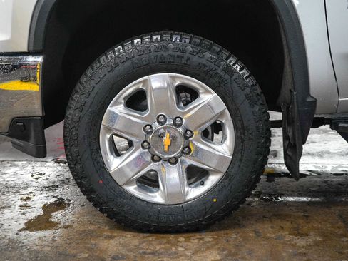 Used 2022 Chevrolet Silverado 3500 LTZ w/ LTZ Premium Package AWD/4WD image 28