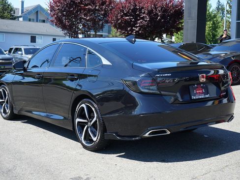Used 2019 Honda Accord Sport image 3