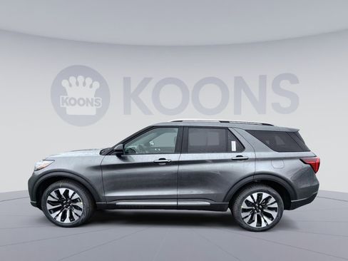 New 2026 Ford Explorer Platinum image 2