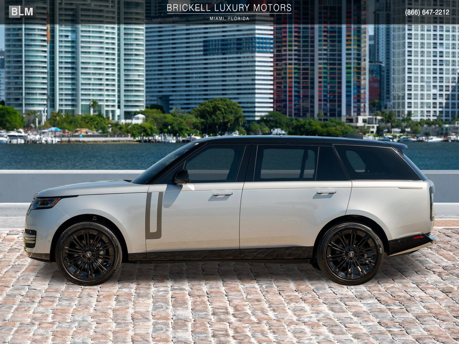 Used 2025 Land Rover Range Rover Long Wheelbase SE AWD/4WD image 10